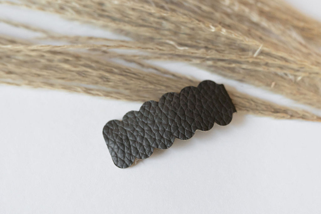 Neutral Snap Clip Deep Brown