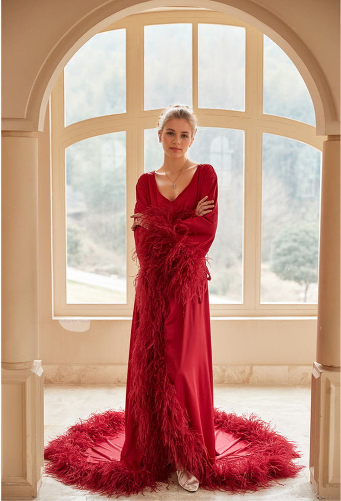 Luxury Thick Ostrich Feather Floor-Length Satin Robe with Train – Elegant Bridal Loungewear Wine