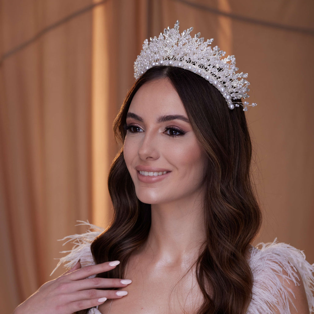 Elegant Pearl Bridal Tiara