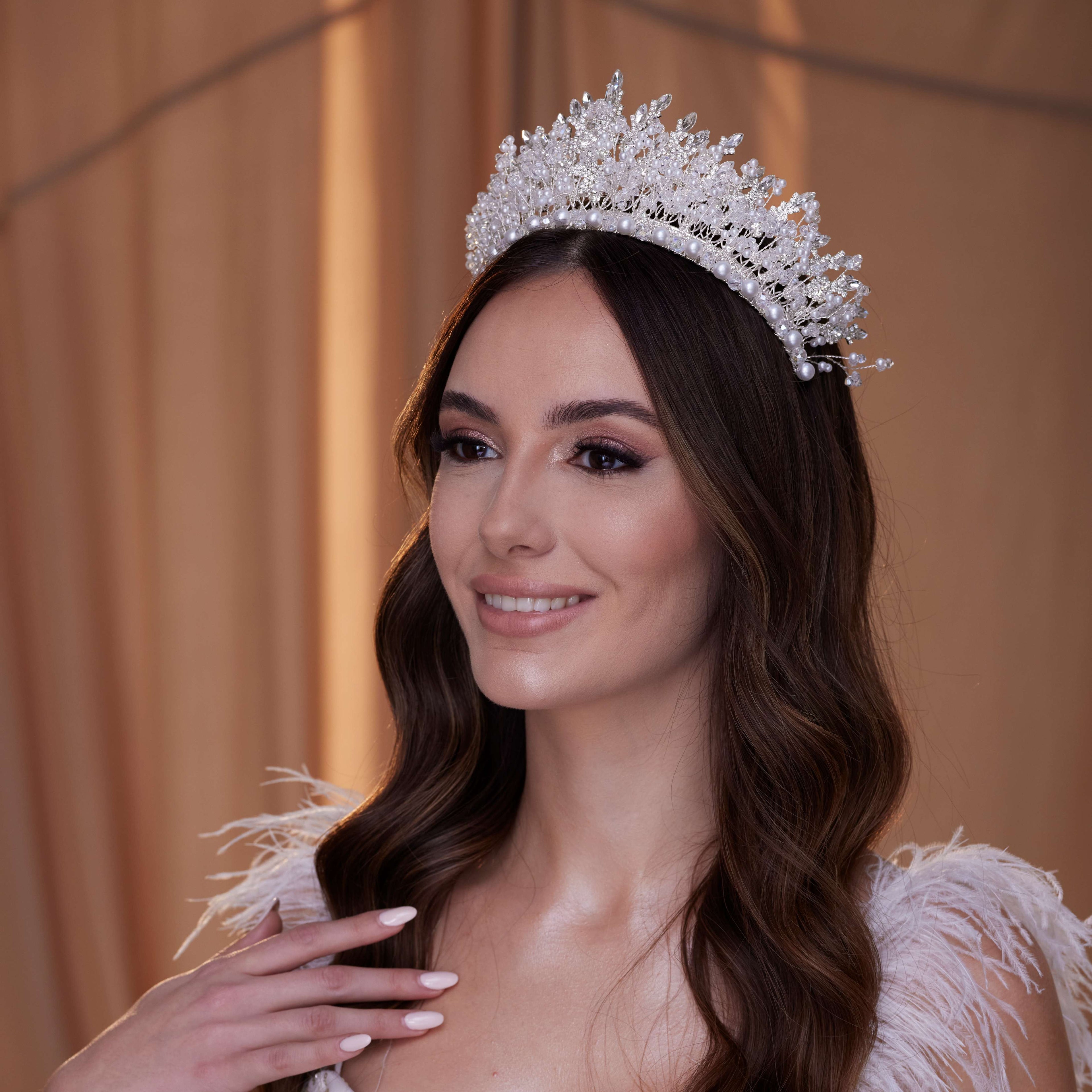 Elegant Pearl Bridal Tiara