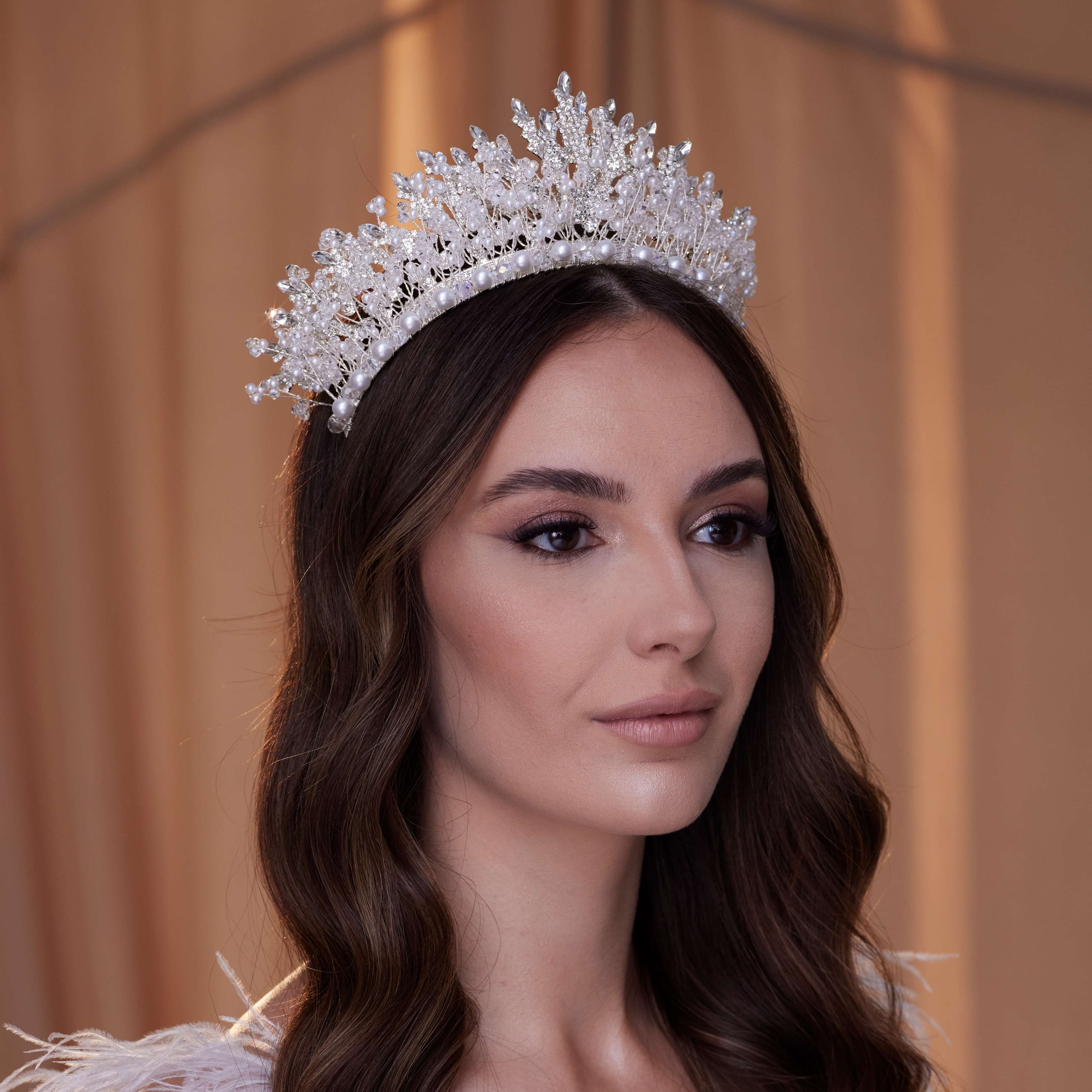 Elegant Pearl Bridal Tiara