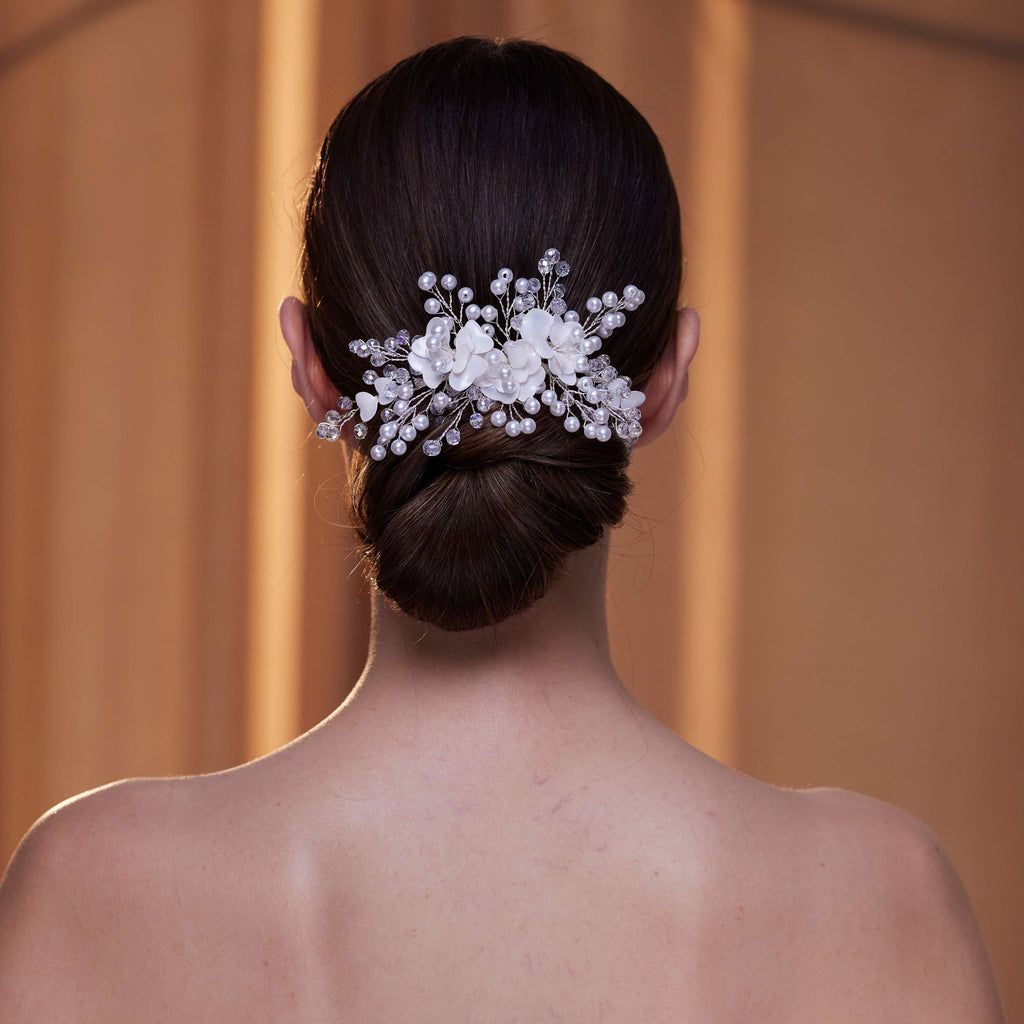 Elegant Hair Vine with Resin Flowers