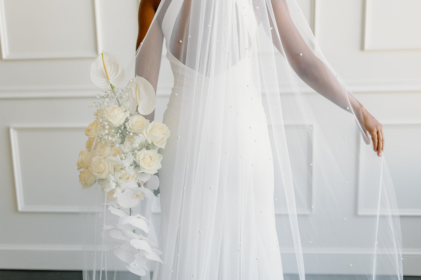 Extra Wide Pearl Veil