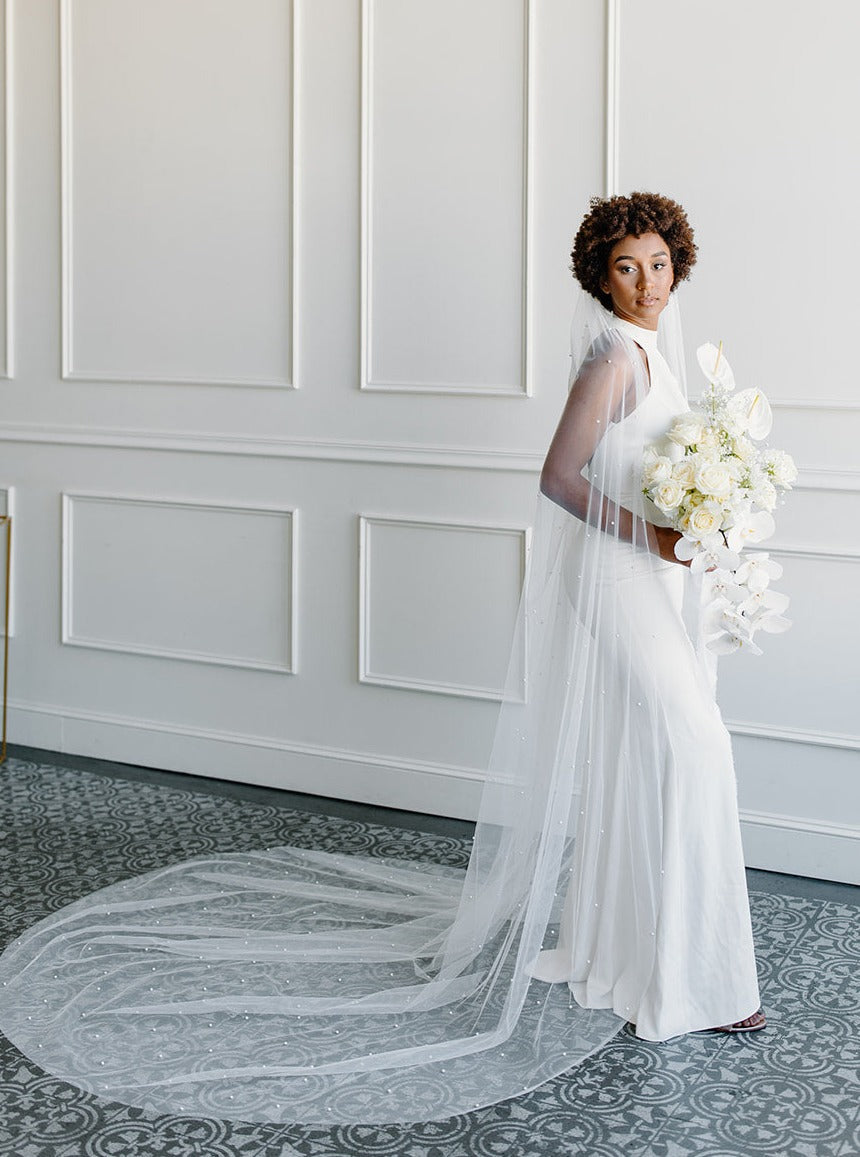 Minimal Pearl Veil Cathedral Wide - 110 inches Standard Cut