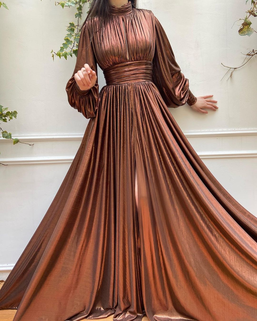 Spring Summer Popular Color Tight Waist Halter Large Swing Sexy Avocado Green Dress Maxi Dress for Women Brown