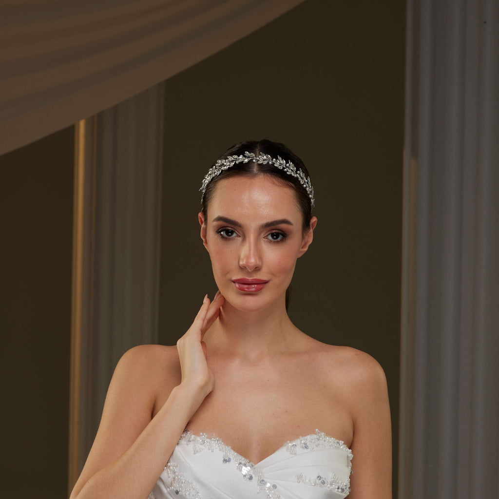 Crystal and Pearl Hair Vine