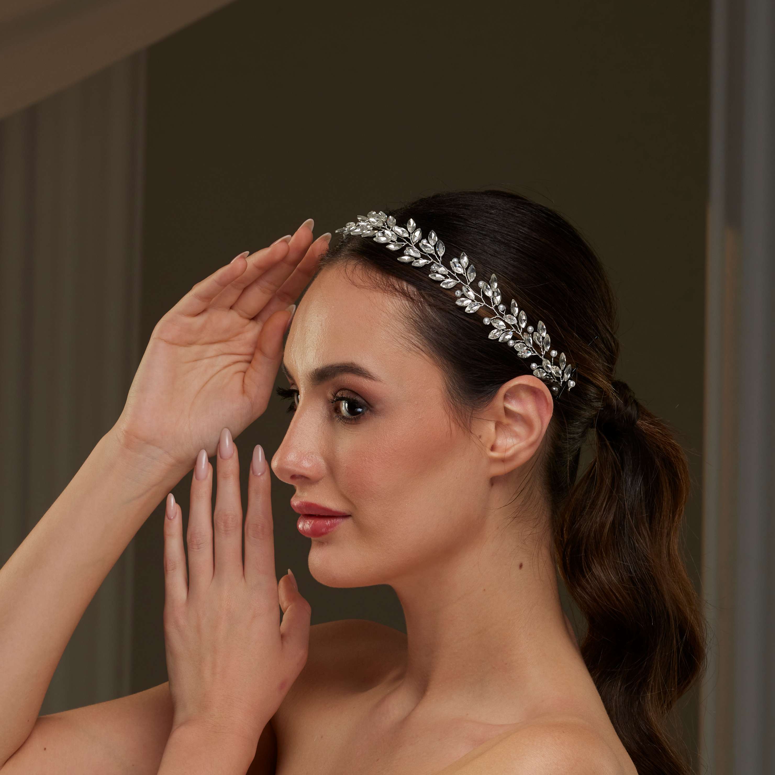Crystal and Pearl Hair Vine