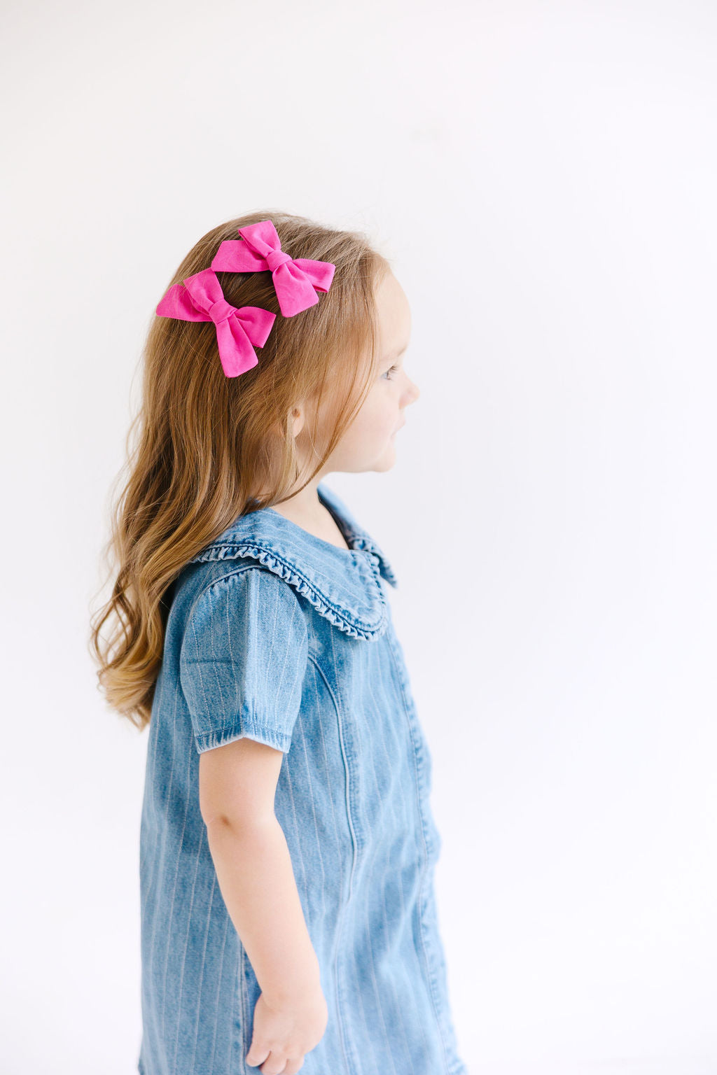 White Mini Solid Pinwheel Pigtail Bow Set