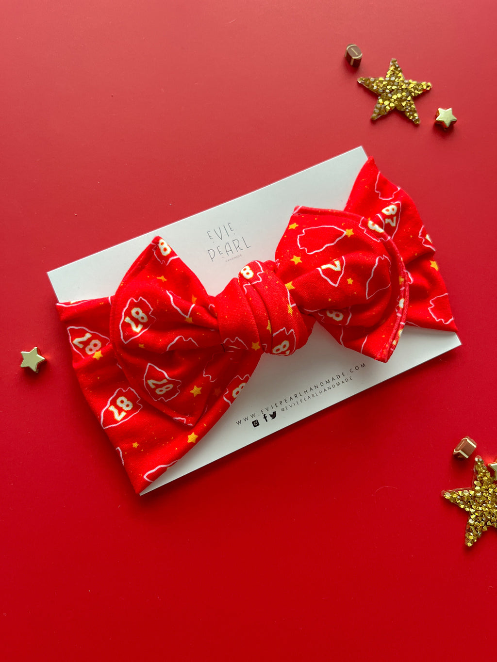Red 87 Arrowhead Oversized Bow