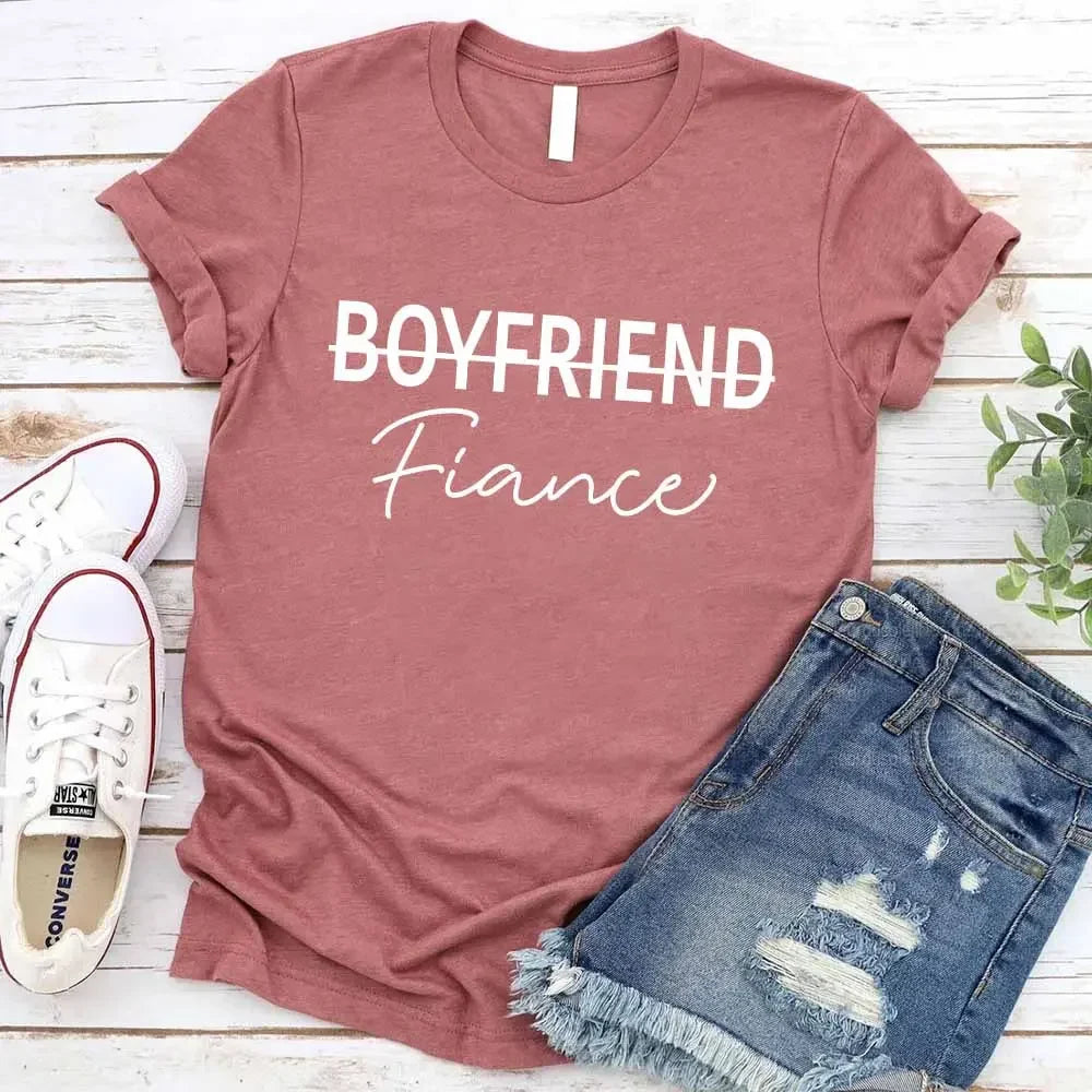 Boyfriend & Girlfriend Couples Tee Boyfriend Mauve