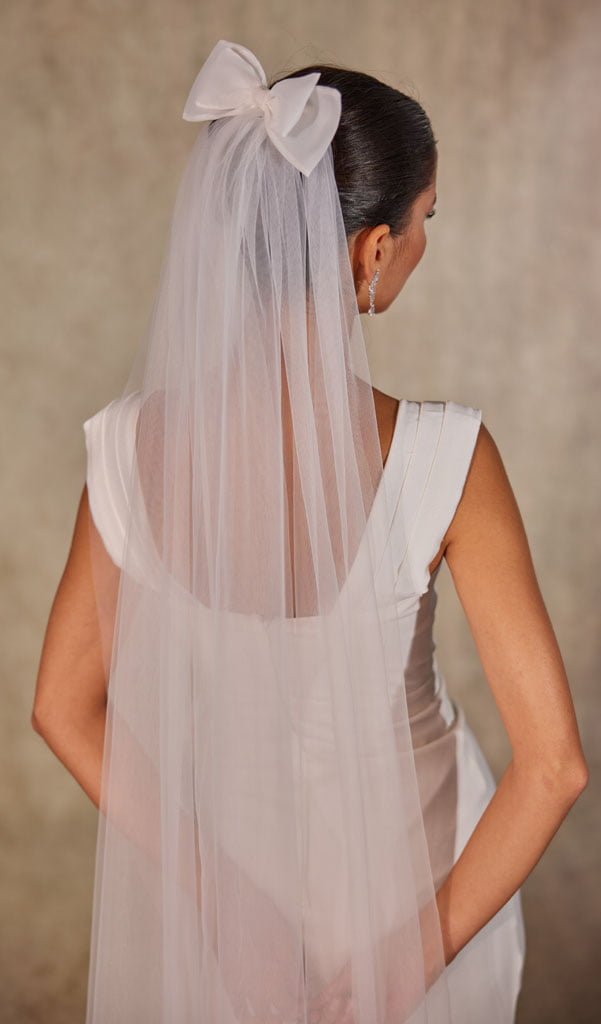 Elegant Bow Wedding Veil