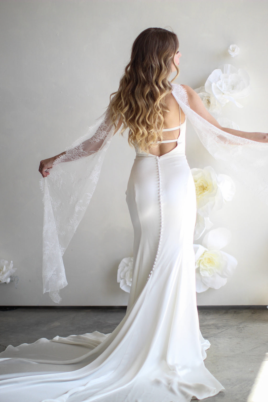 Delicate Lace Bridal Scarf Ballet - 116 inches