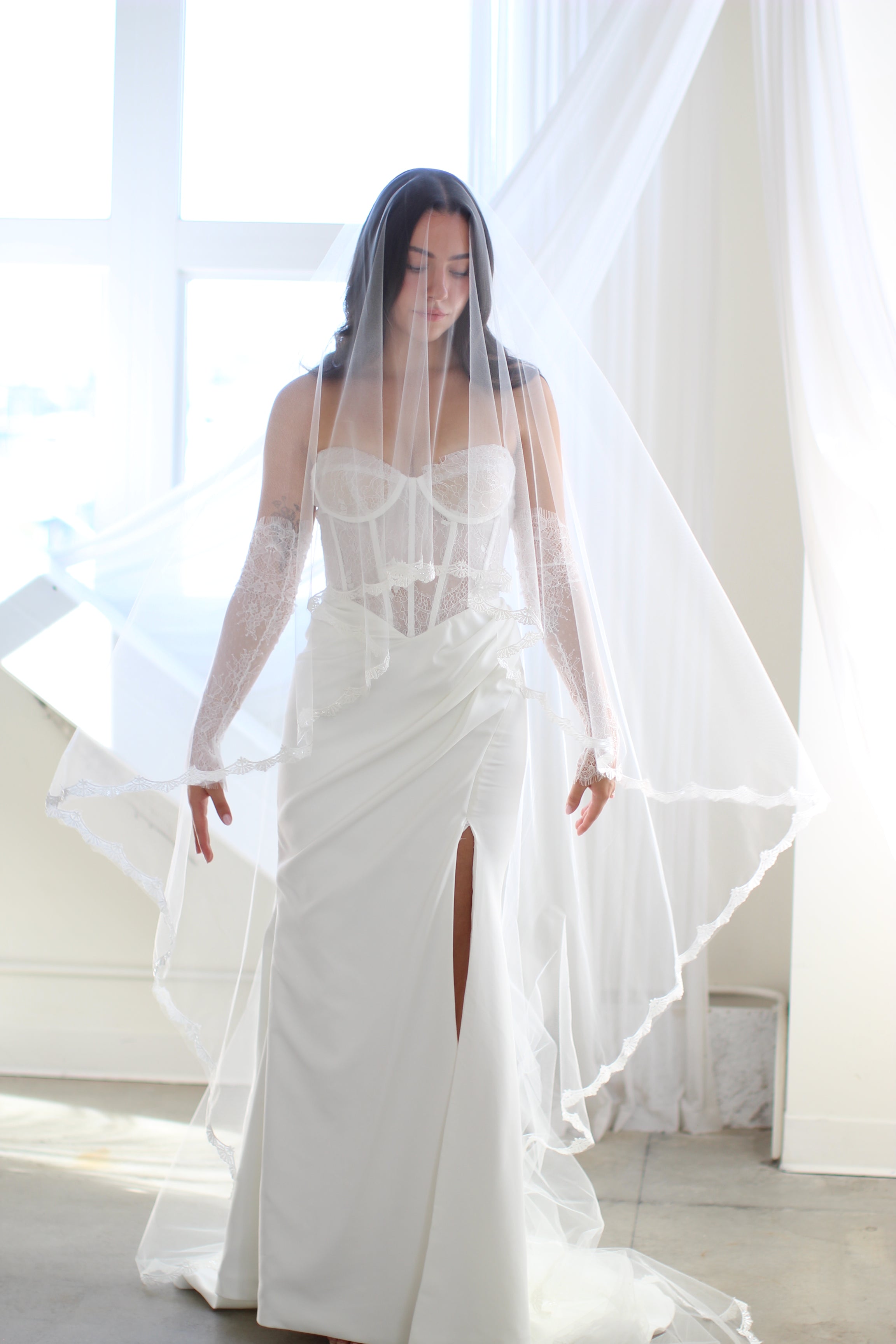 Hailey Lace Drop Veil