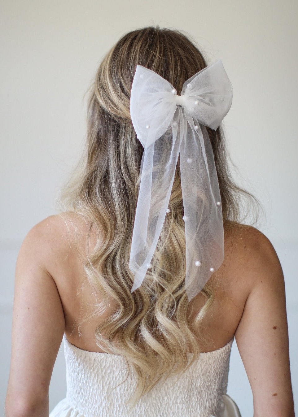 Bridal Hair Bow Light Ivory Pearls