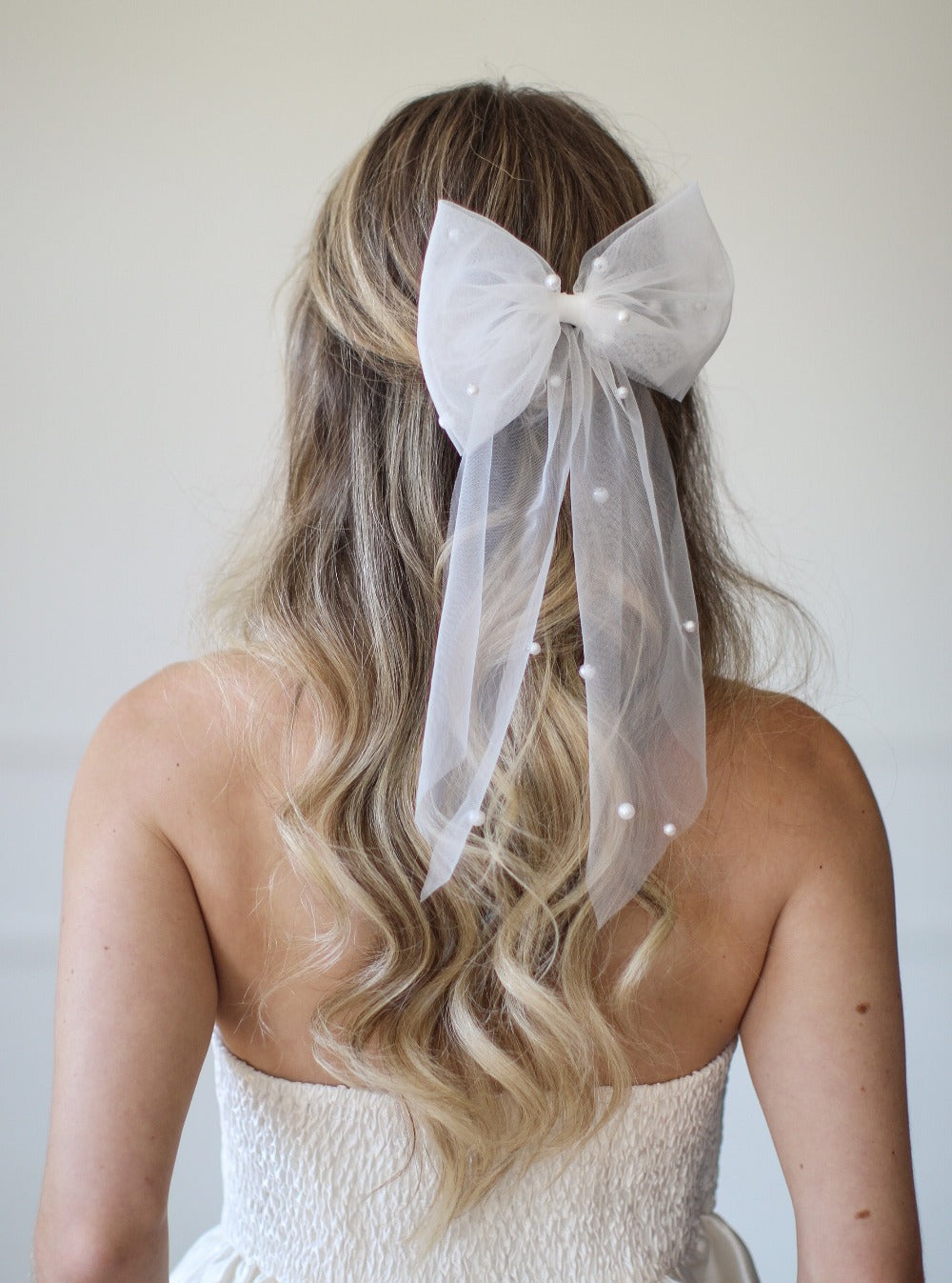Bridal Hair Bow Light Ivory Pearls