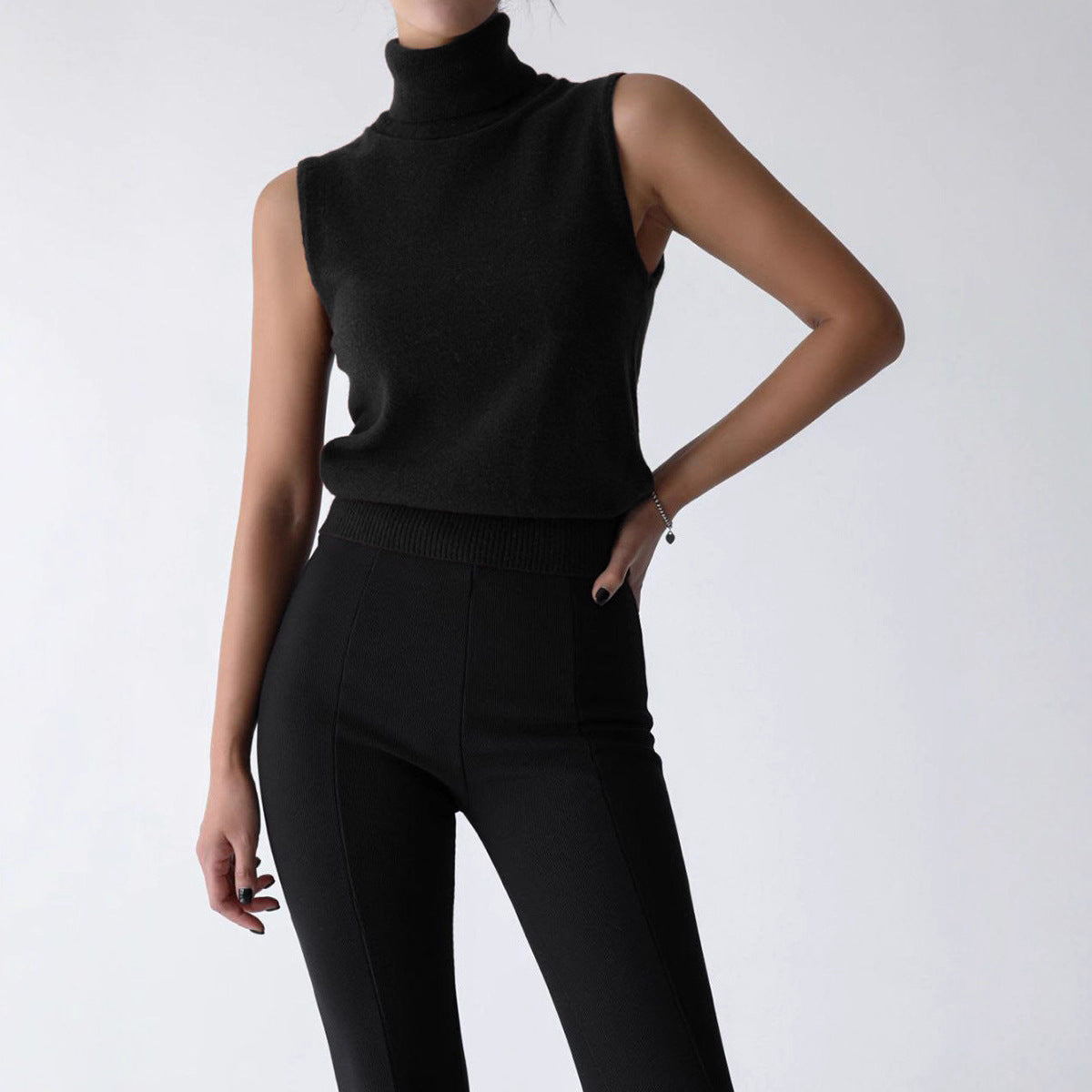 Knitted Sleeveless Vest Autumn High Neck Vest Sweater Minimalist Vest Top Women Black