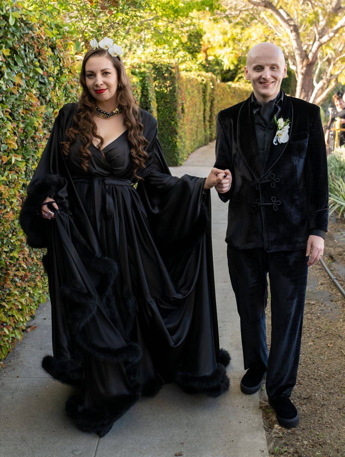 Luxury Satin Feather Bridal Robe | Victorian Style Wedding & Photoshoot Robe Black