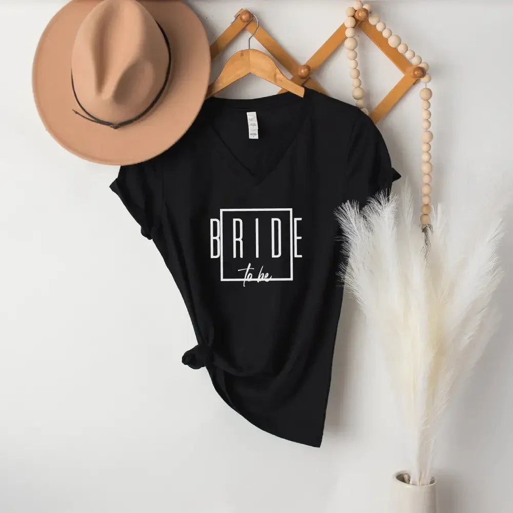 Bach Crew Bride To be Party Bachelorette V-Neck T-shirt Bride to Be Black