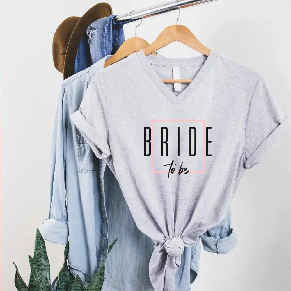 Bach Crew Bride To be Party Bachelorette V-Neck T-shirt Bride to Be Grey