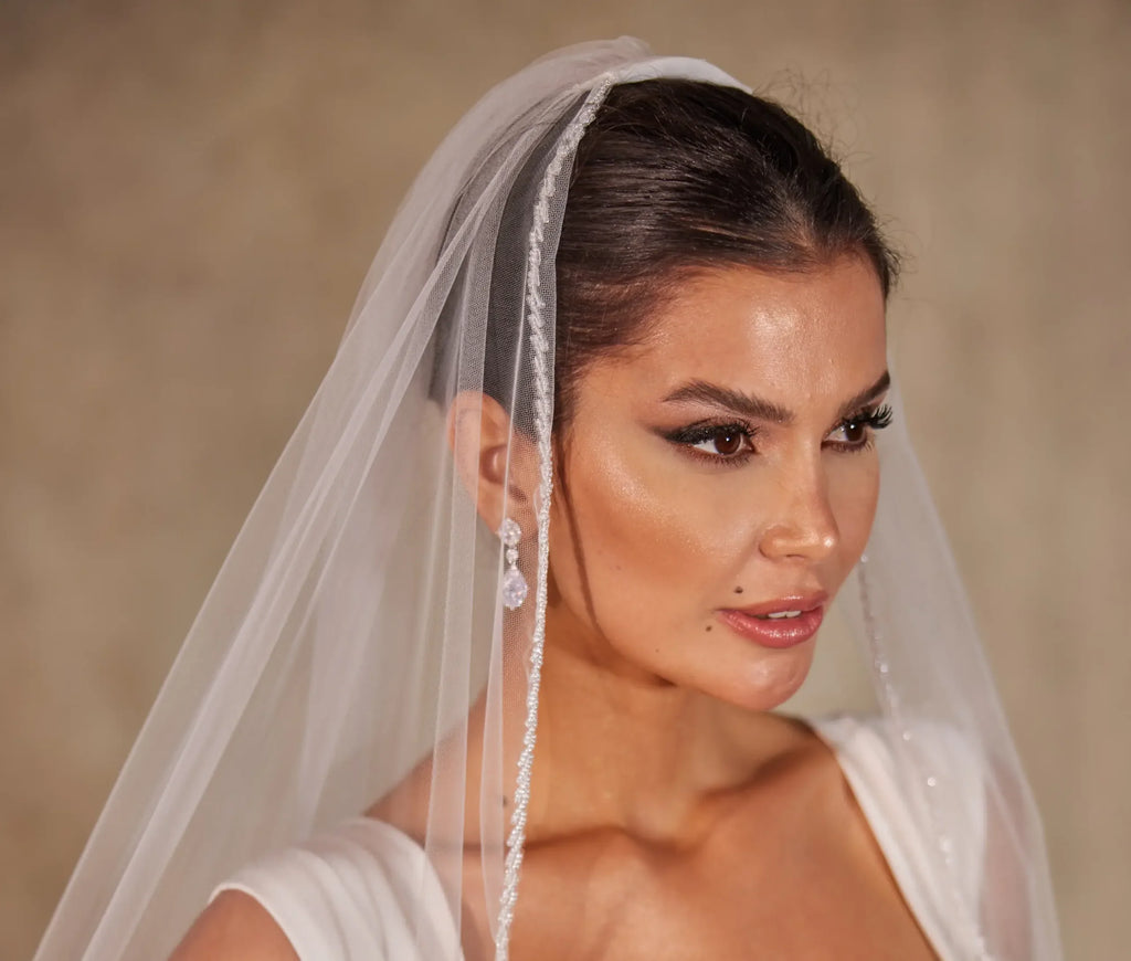 Crystal Knot Beaded Edge Wedding Veil - D250