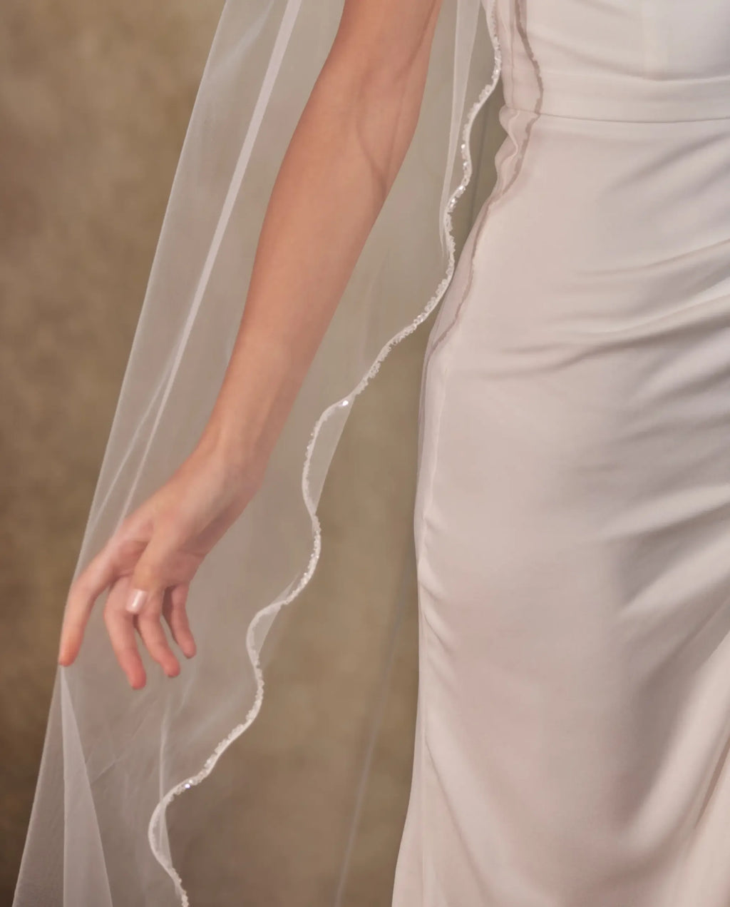 Wavy Beaded Edge Minimalist Wedding Veil- D246