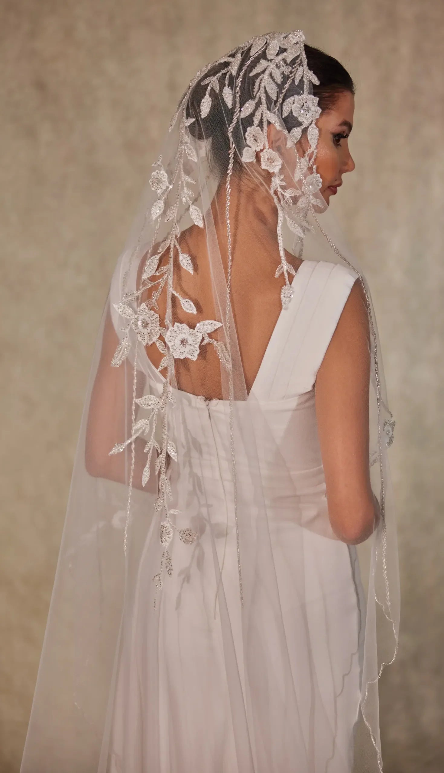 Flower Embroideried Wedding Veil- D230