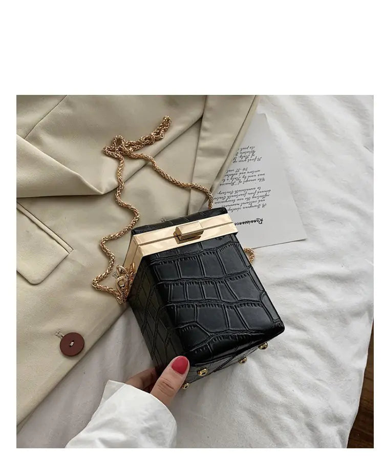 Small Retro Stone Pattern Square Bag for Women red