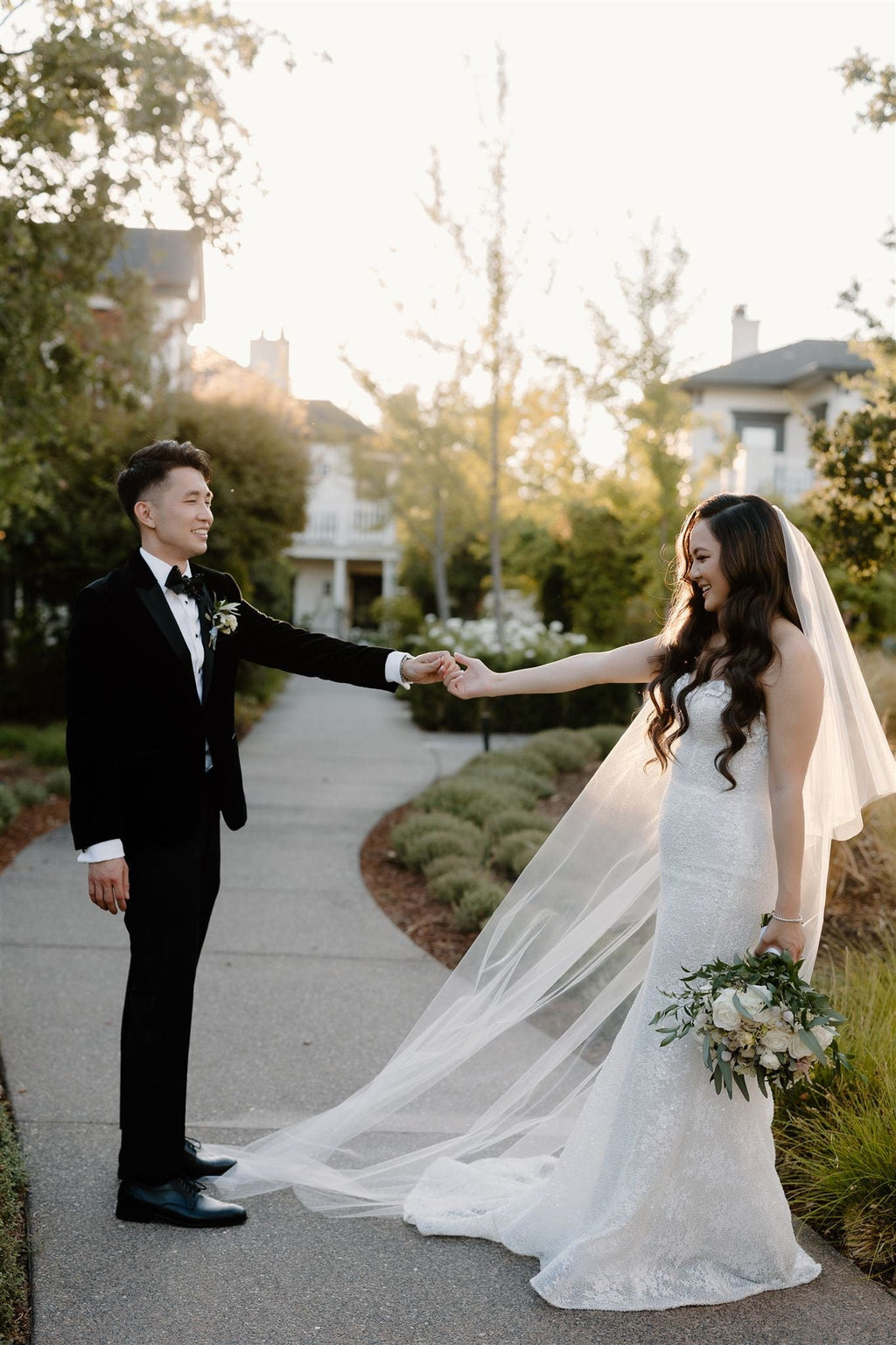 Airy Tulle Drop Veil