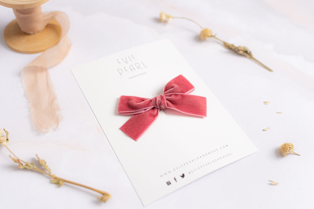 Classic Mini Velvet-Rose Pink Alligator Clip