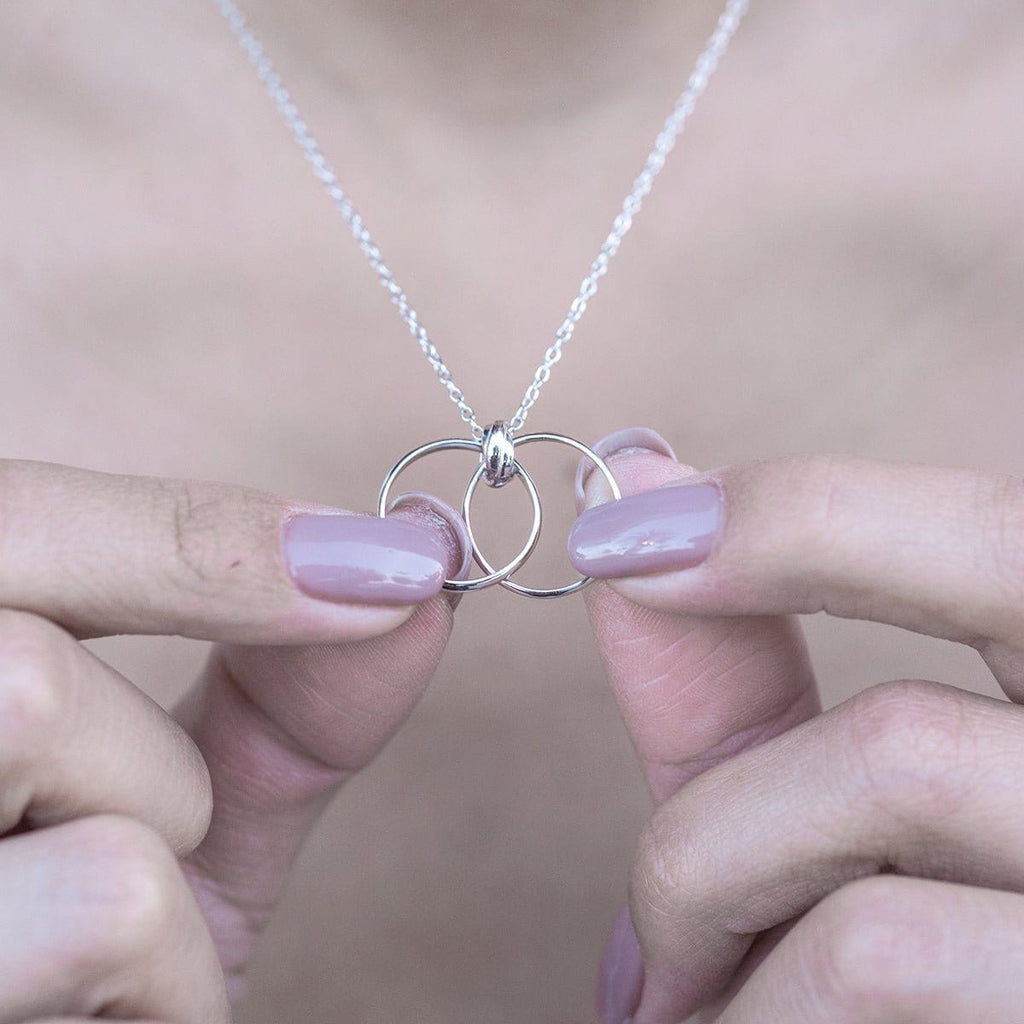 Mother of the Groom Linked Circles Necklace
